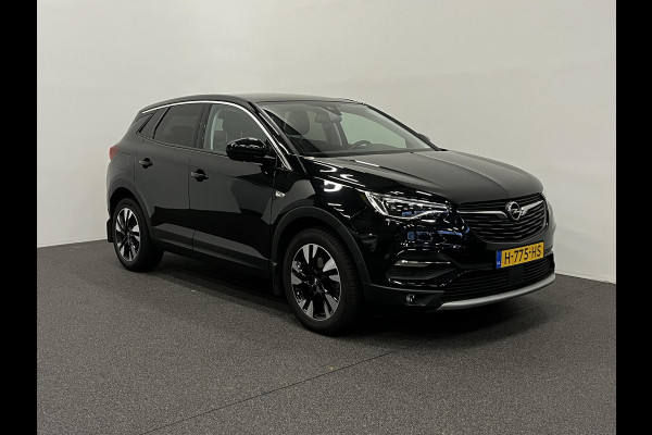 Opel Grandland X 1.2 130 pk Aut. Turbo Business Executive Panoramadak Airco|ECC Navi Adaptive Cruise Control Full LED 18" LM Velgen DAB+