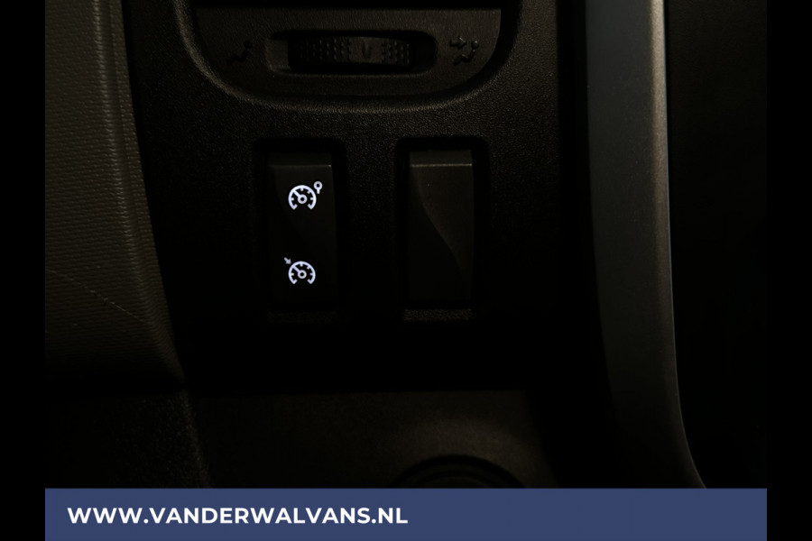 Renault Trafic 1.6 dCi L2H1 Euro6 Airco | Navigatie | Trekhaak | Cruisecontrol | Parkeersensoren Bijrijdersbank