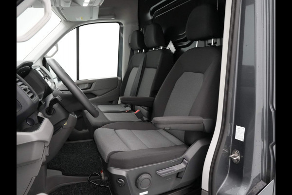 Volkswagen Crafter 30 2.0 TDI 140pk DSG L3H3 Highline Navi via App Camera Trekhaak Voorruitverwarming
