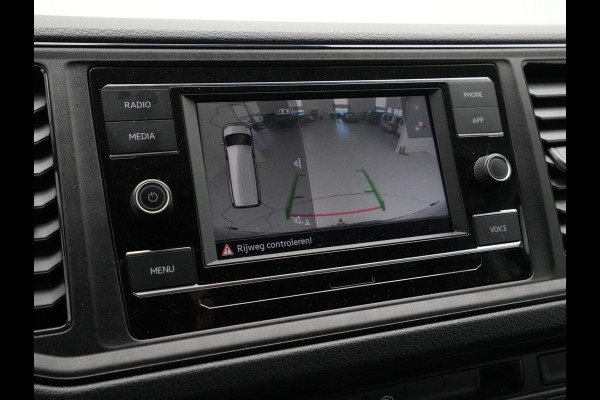 Volkswagen Crafter 30 2.0 TDI 140pk DSG L3H3 Highline Navi via App Camera Trekhaak Voorruitverwarming