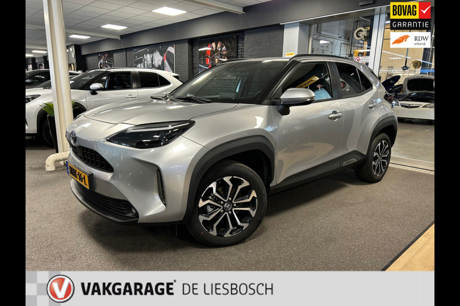 Toyota Yaris Cross 1.5 Hybrid Dynamic / Navigatie / pdc / stoelverwarming