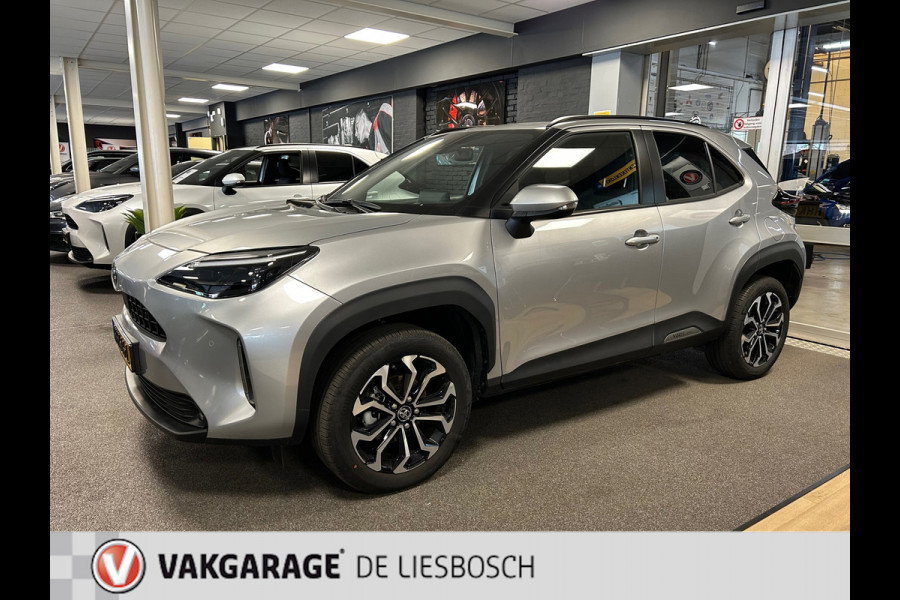 Toyota Yaris Cross 1.5 Hybrid Dynamic / Navigatie / pdc / stoelverwarming