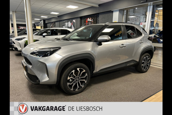 Toyota Yaris Cross 1.5 Hybrid Dynamic / Navigatie / pdc / stoelverwarming