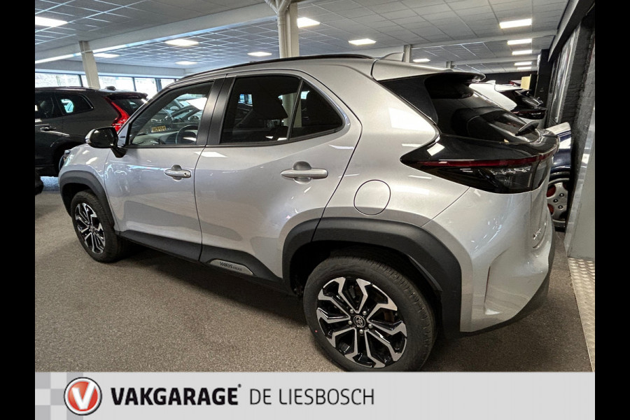 Toyota Yaris Cross 1.5 Hybrid Dynamic / Navigatie / pdc / stoelverwarming