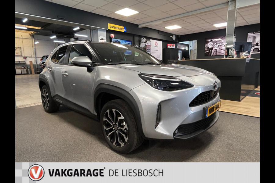 Toyota Yaris Cross 1.5 Hybrid Dynamic / Navigatie / pdc / stoelverwarming