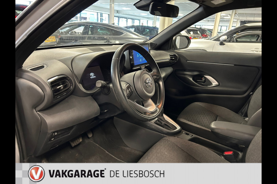 Toyota Yaris Cross 1.5 Hybrid Dynamic / Navigatie / pdc / stoelverwarming