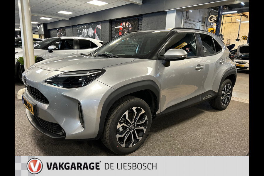 Toyota Yaris Cross 1.5 Hybrid Dynamic / Navigatie / pdc / stoelverwarming