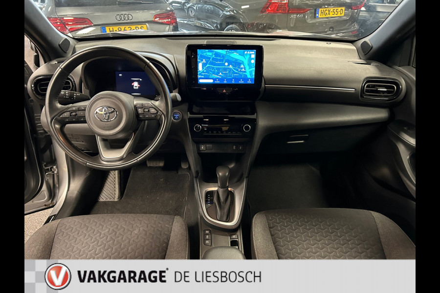 Toyota Yaris Cross 1.5 Hybrid Dynamic / Navigatie / pdc / stoelverwarming