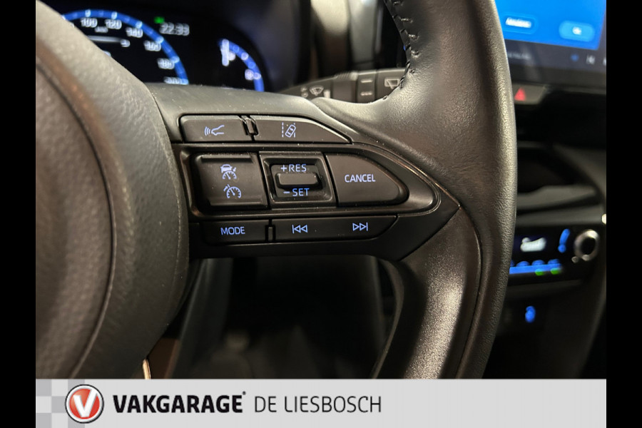 Toyota Yaris Cross 1.5 Hybrid Dynamic / Navigatie / pdc / stoelverwarming