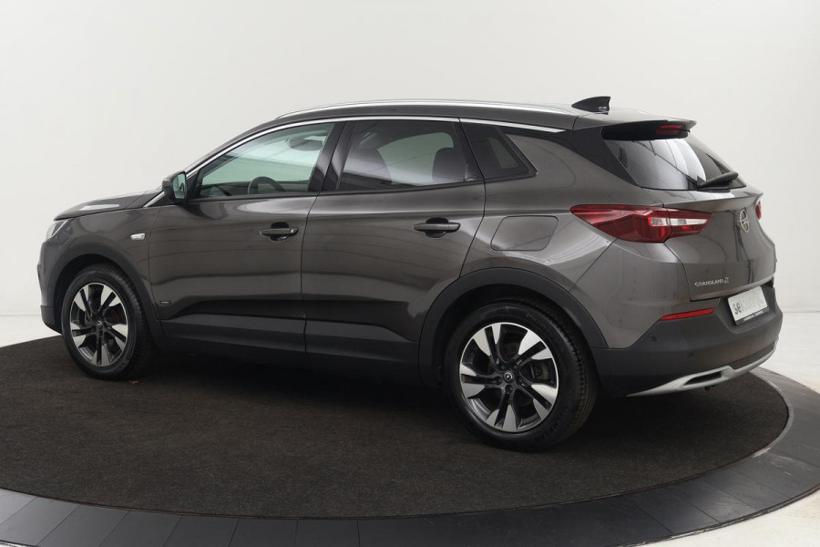 Opel Grandland X 1.6 Turbo Hybrid Elegance | Stoelverwarming | Carplay | Camera | Keyless | Trekhaak | Navigatie | Dodehoek detectie | Full LED