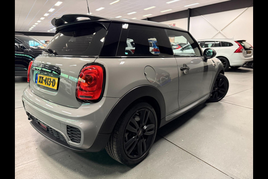 MINI 1.5 Cooper WORKS 136PK 17''JCW/NAVI/CARPLAY/CRUISE/JCW-STOELEN///