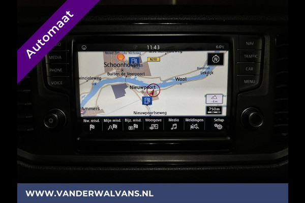 Volkswagen Crafter 35 2.0 TDI 141pk Automaat L3H2 L2H1 Euro6 Airco | Camera | Navigatie | 3000kg trekhaak | Apple Carplay Android Auto, Cruiseconrol, Parkeersensoren, Chauffeursstoel