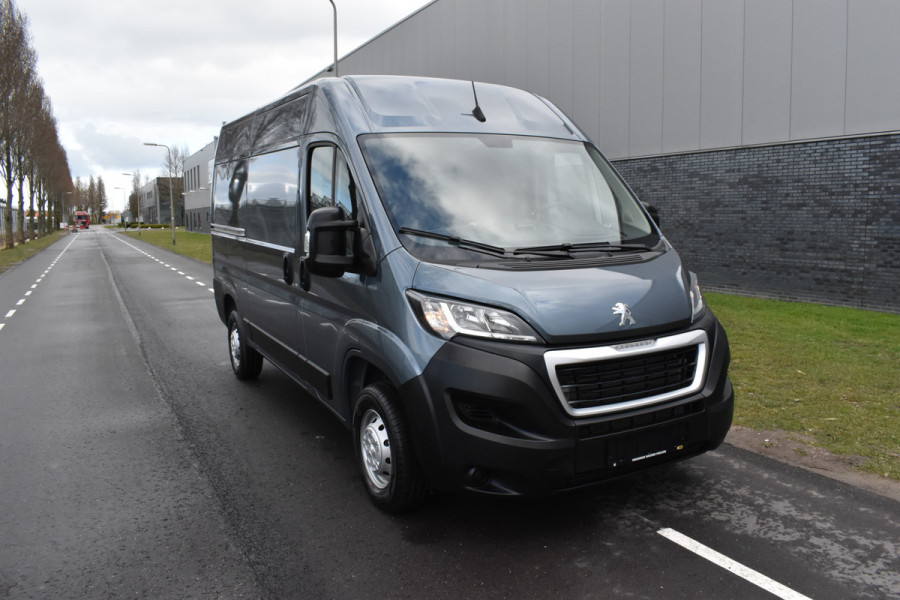 Peugeot Boxer 2.2 BlueHDi 140 L2H2 3.3t nieuw! BPM vrij | Camera | navi |  Euro 6    Ook LEASE mogelijkheden