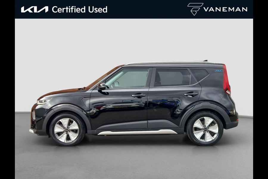 Kia e-Soul ExecutiveLine 64 kWh | Stoelventilatie | Climate | Camera | PDC | Dodehoek | HUD |