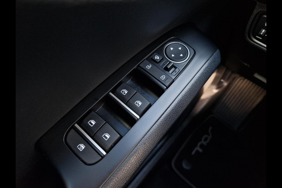 Kia e-Soul ExecutiveLine 64 kWh | Stoelventilatie | Climate | Camera | PDC | Dodehoek | HUD |