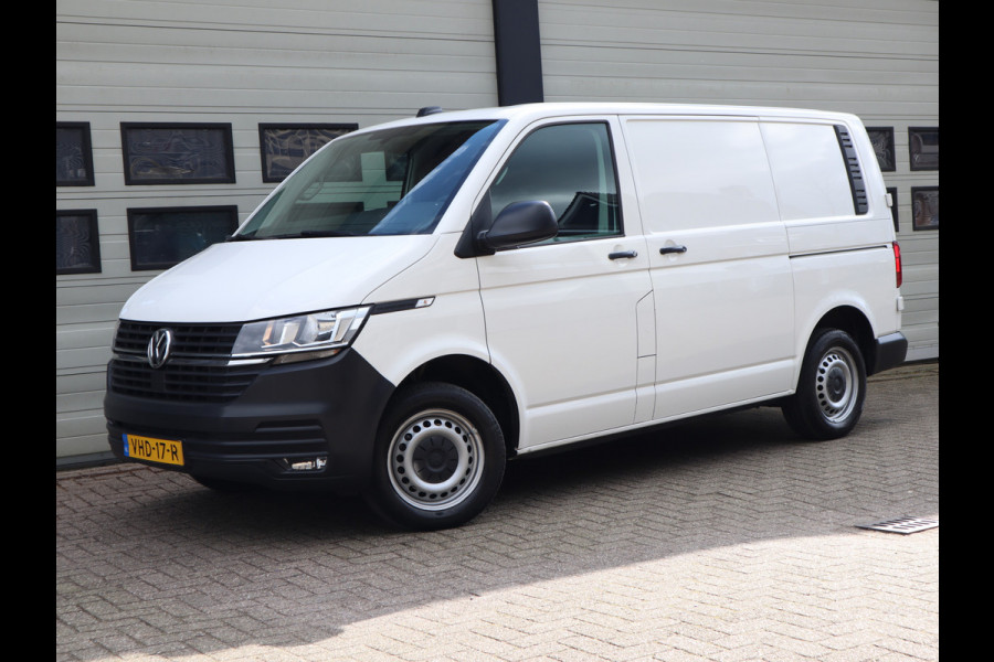 Volkswagen Transporter 2.0 TDI 150 pk Euro 6 Automaat - 2x Schuifdr. - Cruise - Apple Carplay