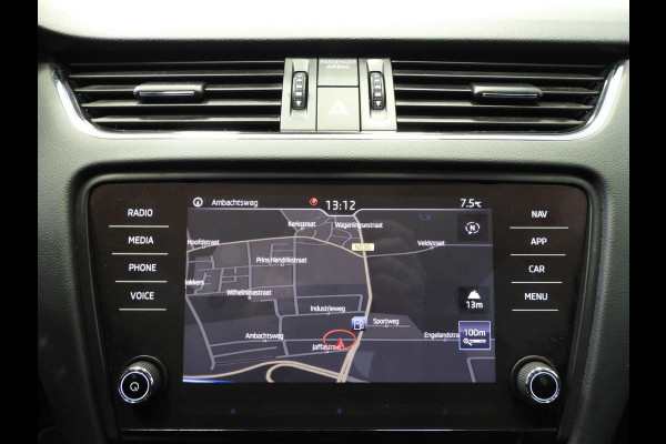 Škoda Octavia Combi 1.0 TSI Sportline Business NAVI/CLIMA/CRUISE/PDC/17"LMV!