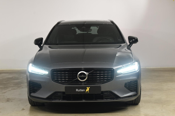 Volvo V60 T6 340PK Automaat Twin Engine AWD R-Design / Navigatie / Adaptieve Cruisecontrol / Dodehoekdetectie / Harman Kardon / Elektrische Bestuurderstoel / Trekhaak / LM Velgen /