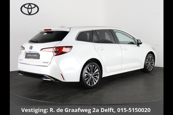 Toyota Corolla Touring Sports 1.8 Hybrid First Edition | Stuur- & Stoelverwarming | Navigatie | Elektrische kofferbak |