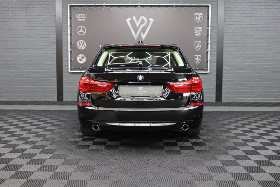 BMW 5 Serie Touring 530i High Executive | Leer |  Elektrisch bedienbare achterklep |