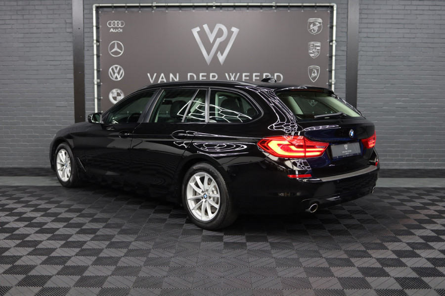 BMW 5 Serie Touring 530i High Executive | Leer |  Elektrisch bedienbare achterklep |