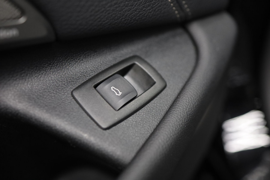 BMW 5 Serie Touring 530i High Executive | Leer |  Elektrisch bedienbare achterklep |