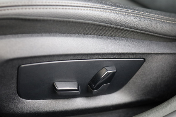 BMW 5 Serie Touring 530i High Executive | Leer |  Elektrisch bedienbare achterklep |