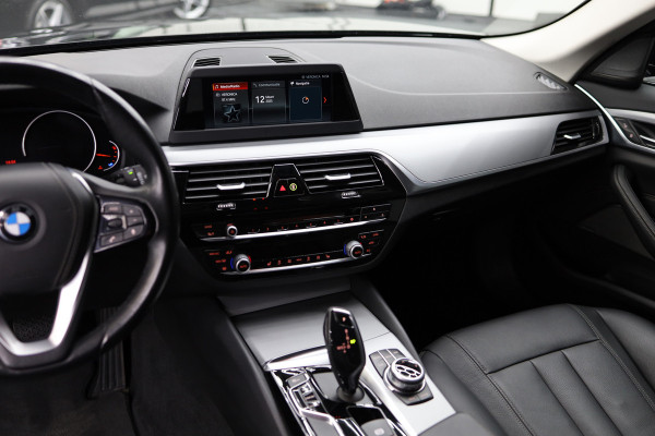 BMW 5 Serie Touring 530i High Executive | Leer |  Elektrisch bedienbare achterklep |