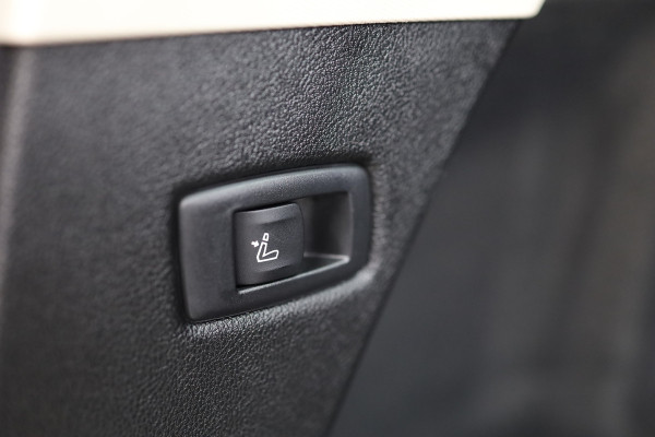 BMW 5 Serie Touring 530i High Executive | Leer |  Elektrisch bedienbare achterklep |