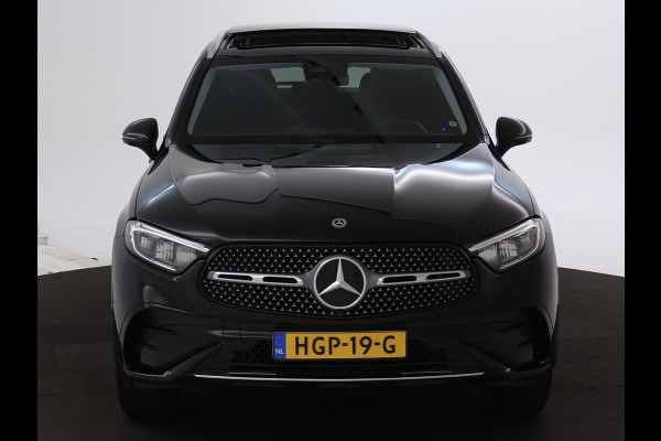 Mercedes-Benz GLC 400 e 4MATIC AMG Plug-In Hybride | AMG Styling | Panorama Schuif-Kanteldak | Trekhaak | 360°-Camera | Stoel en Stuurverwarming | Inclusief 24 maanden MB Certified garantie voor Europa.