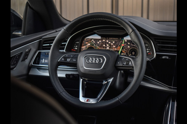 Audi Q8 60 TFSI e Competition | PANORAMADAK | 4 WIEL BESTURING | STOEL- VERWARMING EN VENTILATIE | ADAPTIVE CRUISE CONTROL | HEAD UP | A