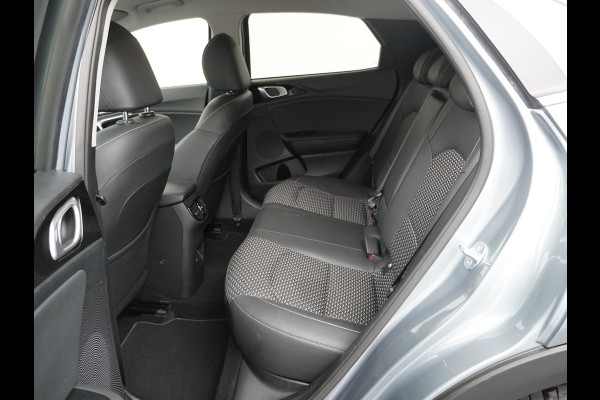 Kia Xceed 1.5 T-GDi DynamicPlusLine - Navigatie - Cruise Control - Apple CarPlay/ Android Auto - Camera - Voorstoelen verwarmd - Fabrieksgarantie tot 03-2031