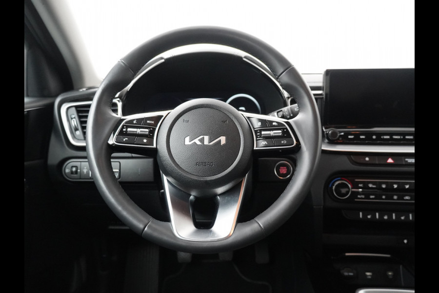 Kia Xceed 1.5 T-GDi DynamicPlusLine - Navigatie - Cruise Control - Apple CarPlay/ Android Auto - Camera - Voorstoelen verwarmd - Fabrieksgarantie tot 03-2031