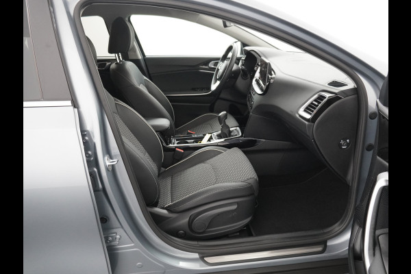 Kia Xceed 1.5 T-GDi DynamicPlusLine - Navigatie - Cruise Control - Apple CarPlay/ Android Auto - Camera - Voorstoelen verwarmd - Fabrieksgarantie tot 03-2031
