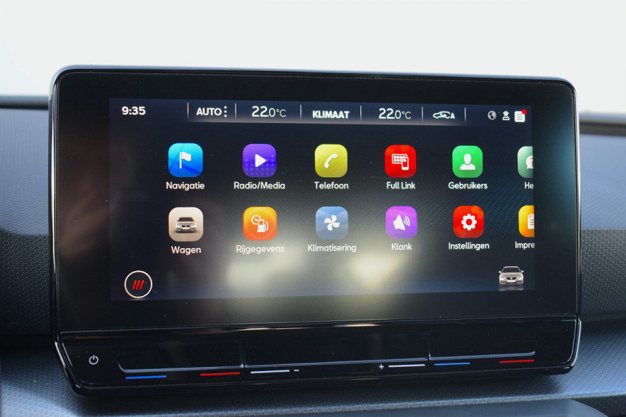 Seat Leon Sportstourer 1.0 eTSI Style Business Intense | Automaat | Apple CarPlay | Virtual | Camera