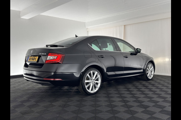 Škoda Octavia 1.0 TSI Greentech Style Business Aut. *FULL-LED | LEATHER-ALCANTARA | NAVI-FULLMAP | CANTON-AUDIO | KEYLESS | DAB | COMFORT-SEATS | ECC | HEATED-SEATS | PARKPILOT | SHIFT-PADDLES | CRUISE | 18"ALU*