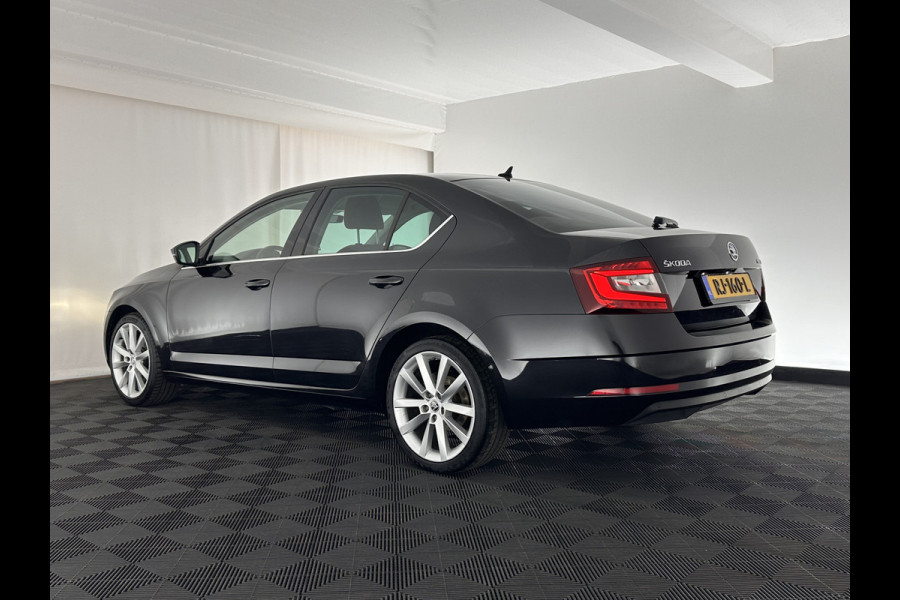 Škoda Octavia 1.0 TSI Greentech Style Business Aut. *FULL-LED | LEATHER-ALCANTARA | NAVI-FULLMAP | CANTON-AUDIO | KEYLESS | DAB | COMFORT-SEATS | ECC | HEATED-SEATS | PARKPILOT | SHIFT-PADDLES | CRUISE | 18"ALU*