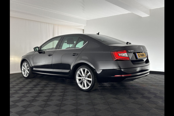 Škoda Octavia 1.0 TSI Greentech Style Business Aut. *FULL-LED | LEATHER-ALCANTARA | NAVI-FULLMAP | CANTON-AUDIO | KEYLESS | DAB | COMFORT-SEATS | ECC | HEATED-SEATS | PARKPILOT | SHIFT-PADDLES | CRUISE | 18"ALU*