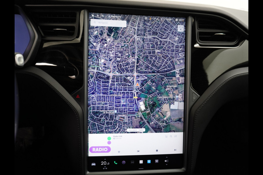 Tesla Model S 75D AWD Dual Engine Luchtvering Enhanced AutoPilot Navi Panorama-Dak Camera Adaptive-Led Premium Connectivity Elektr.Stoel+Geheu 19"Lmv 4WD WiFi App Rijstrookhulp Bordherkenning Acc Dodehoek Detector Mistlampen Verwarmde-Sproeiers €92.000 nieuw