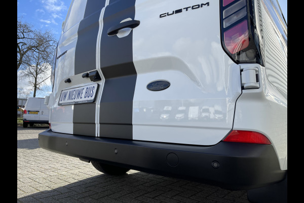 Ford Transit Custom 340 2.0 TDCI 130pk L2H1 Sport originele DC 5 persoons / rijlklaar € 42.950 ex btw / lease vanaf € 769 / 18 inch velgen 4 seizoenen banden / nieuwe bus BPM vrij !