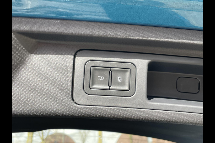 BYD ATTO 3 Design COMPLETE AUTO | RIJKLAAR INCL. FABR. GARANTIE T/M 2028 | AANDRIJFLIJN EN ACCU ZELFS T/M 2030
