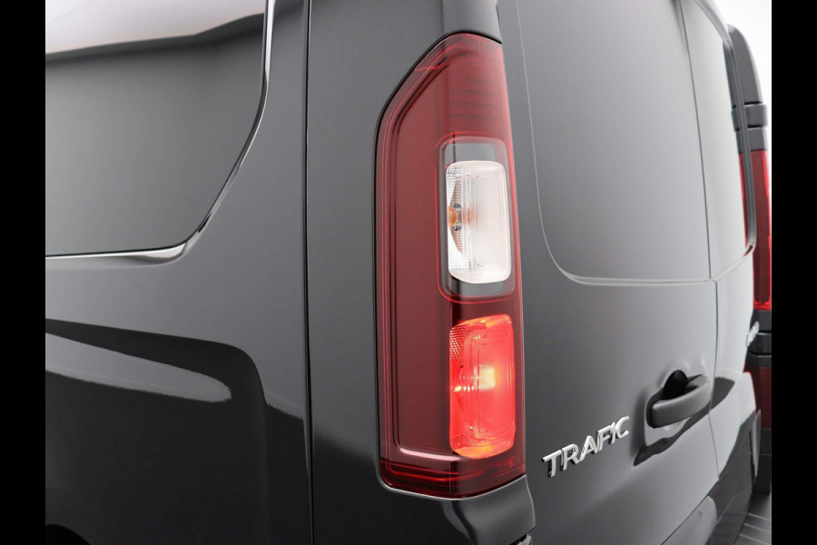 Renault Trafic 2.0 Blue dCi 130 T30 L2H1 Advance DC Ook in Wit en Grijs Metallic leverbaar!!!