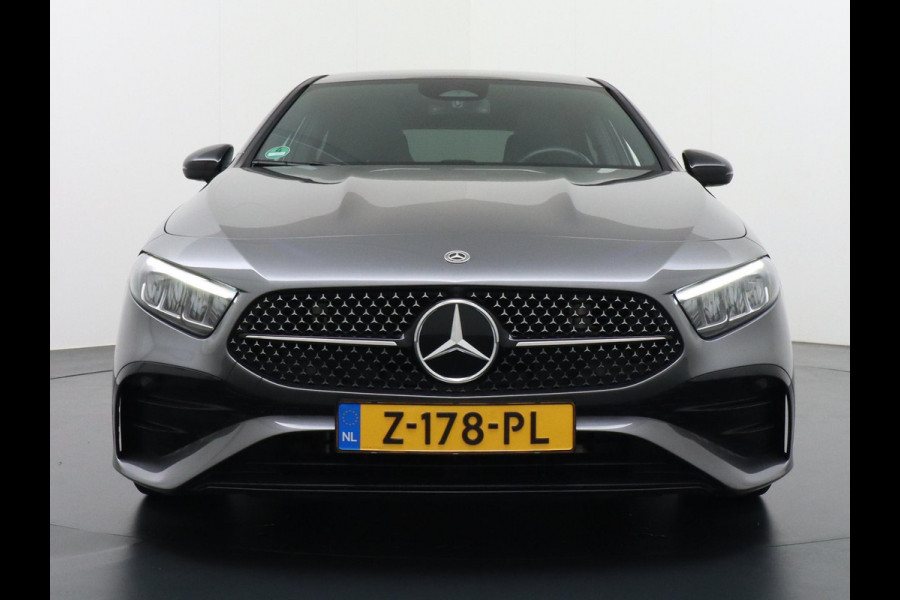 Mercedes-Benz A-Klasse 200 AMG Line RIJKLAARPRIJS INCL. 12 MND. BOVAGGARANTIE | PANO | CAMERA | AMBILIGHT