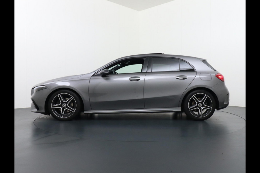 Mercedes-Benz A-Klasse 200 AMG Line RIJKLAARPRIJS INCL. 12 MND. BOVAGGARANTIE | PANO | CAMERA | AMBILIGHT