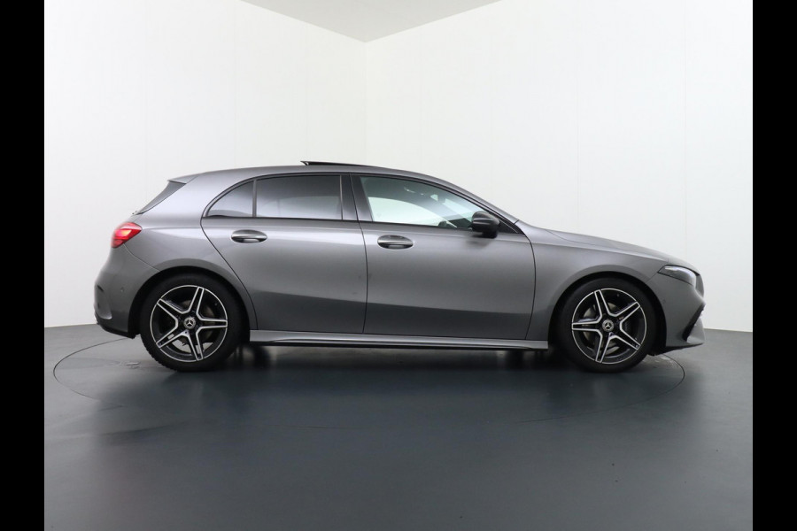 Mercedes-Benz A-Klasse 200 AMG Line RIJKLAARPRIJS INCL. 12 MND. BOVAGGARANTIE | PANO | CAMERA | AMBILIGHT