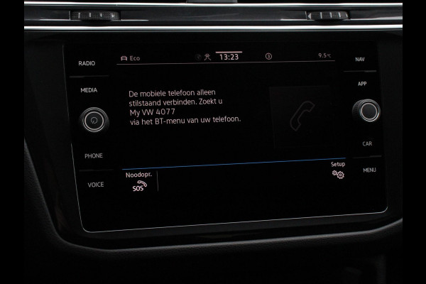 Volkswagen Tiguan 1.5 TSI 150pk DSG Move | Navigatie | Apple Carplay/Android Auto | Parkeersensoren | Camera | Adaptive Cruise Control | Elektrisch inklapbare trekhaak | Stuur- en stoelverwarming