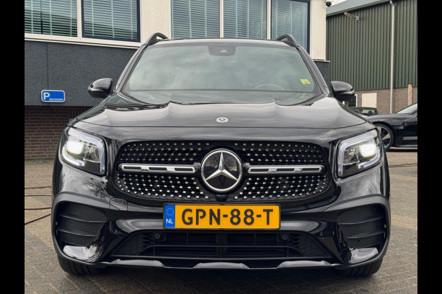 Mercedes-Benz Glb 200 AMG Line 7p. | 7 PERSOONS| STOELVERWARMING| CAMERA| ELEK. ACHTERKLEP | KEYLESS|