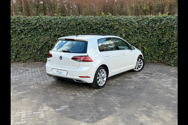 Volkswagen Golf 1.5 TSI Highline PANO/NAVI/CAMERA/LED/SPORTSTOELEN/CLIMATE/PARELMOER !