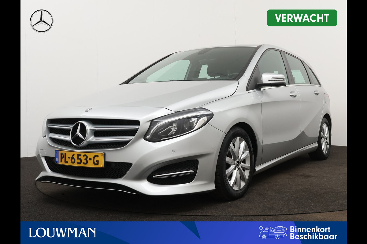 Mercedes-Benz B-Klasse 180 Ambition | Lichtmetalen velgen | Navigatie | Parking support met camera achter | Louwman Basispakket  met 1 jaar Bovag Garantie.