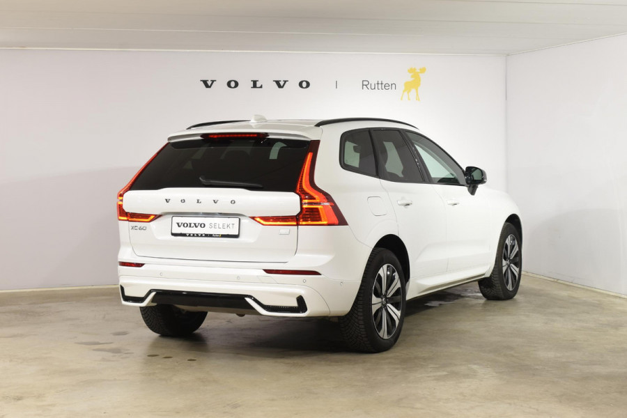 Volvo XC60 T6 350PK Automaat Plug-in hybrid AWD Plus Dark / Adaptive Cruise control / Stoelverwarming v+a / Stuurverwarming / Elektr. achterklep  / Panoramadak / Harman Kardon / 360 camera